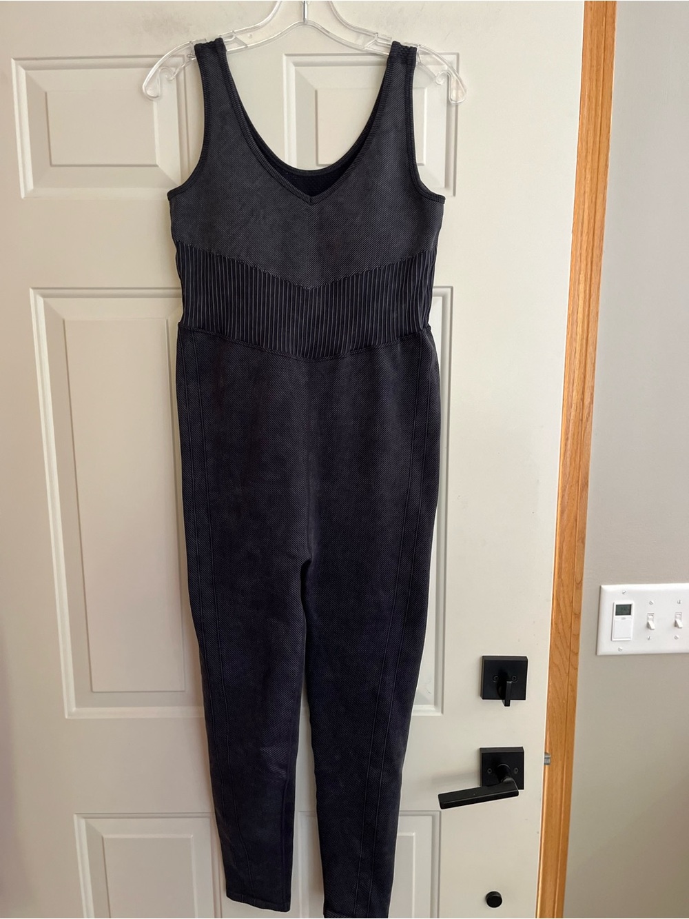 Women’s Harmony & Balance sculpted ribbed texture body jump suit. Large